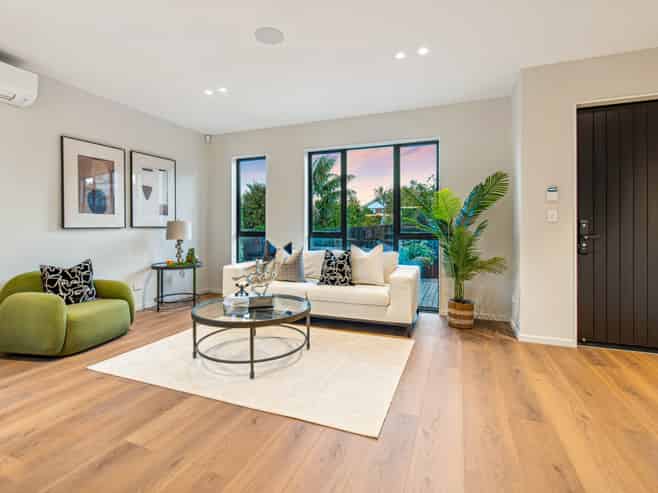 22C Gulf Crest, Bucklands Beach