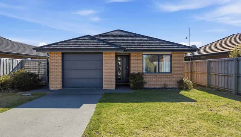 67 Barnes Street, PEGASUS