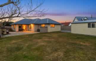 17 Larch Crescent, Alexandra