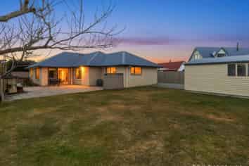 17 Larch Crescent, Alexandra