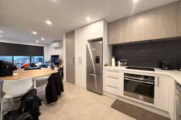 7/561 Manchester Street, Saint Albans