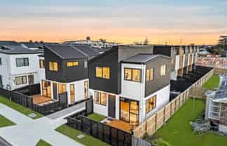 1-8/71 Cardiff Road, Pakuranga Heights