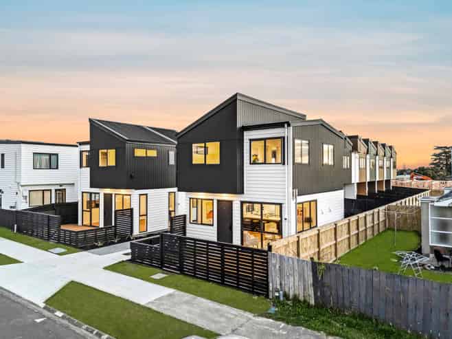 1-8/71 Cardiff Road, Pakuranga Heights
