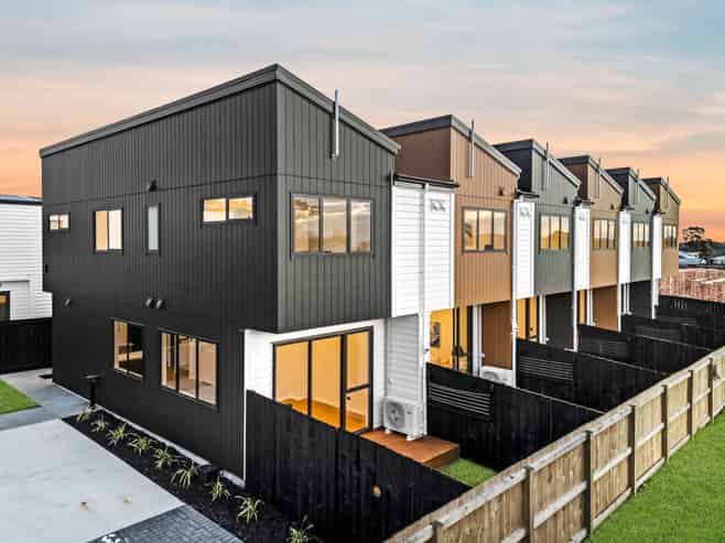  4/71 Cardiff Road, Pakuranga Heights