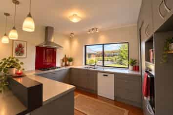 434 Clark and Denize Road, Pukekawa