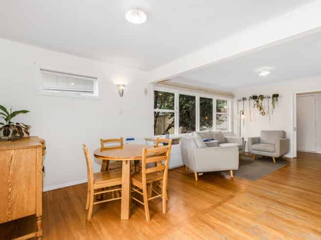 82 Muritai Road, Eastbourne