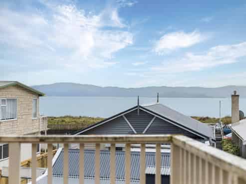 82 Muritai Road, Eastbourne
