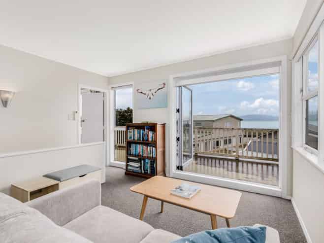 82 Muritai Road, Eastbourne