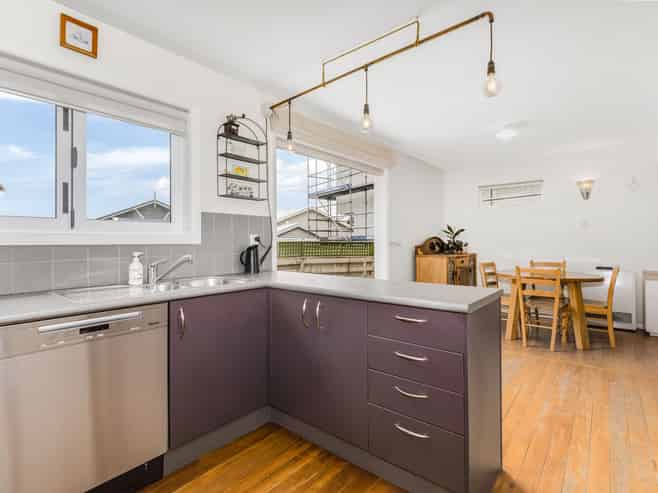 82 Muritai Road, Eastbourne