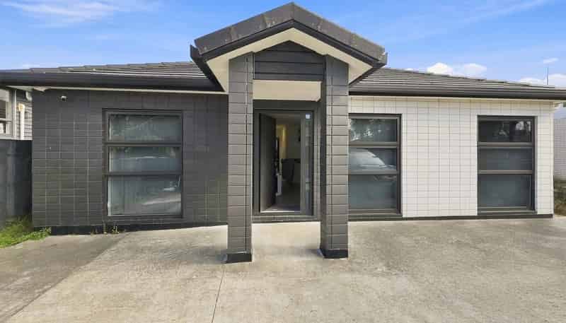 64A Christmas Road, Manurewa