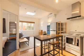 15/51 Adams Terrace, Kelburn