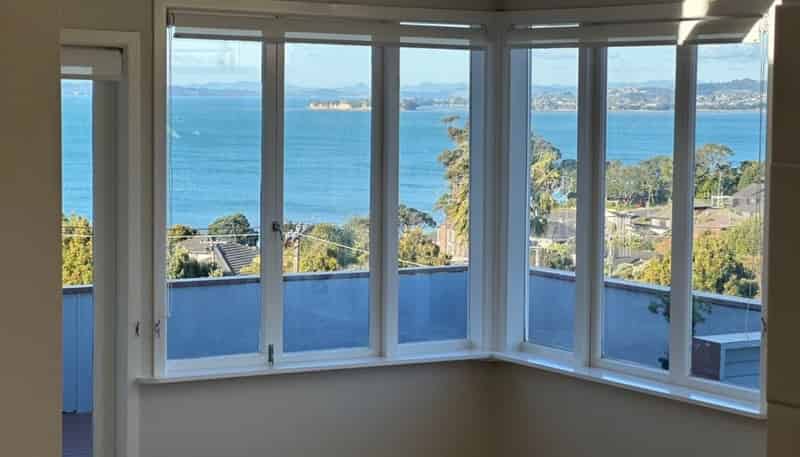 5 Colmar Road, Mellons Bay