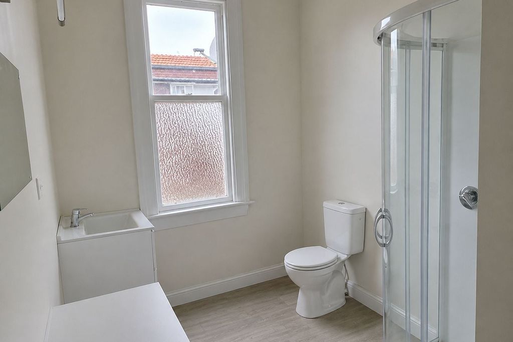 2-Bed Self-Contained Flat, Seaview, Timaru 4