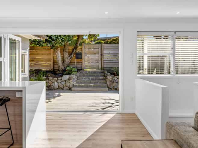 73 Kurupae Road, Hilltop
