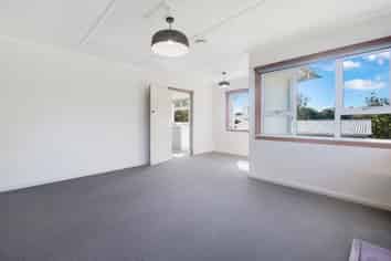 128 Clawton Street, Westown