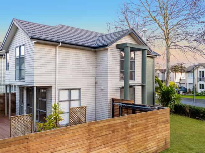 75 Bruce Pulman Drive, Takanini