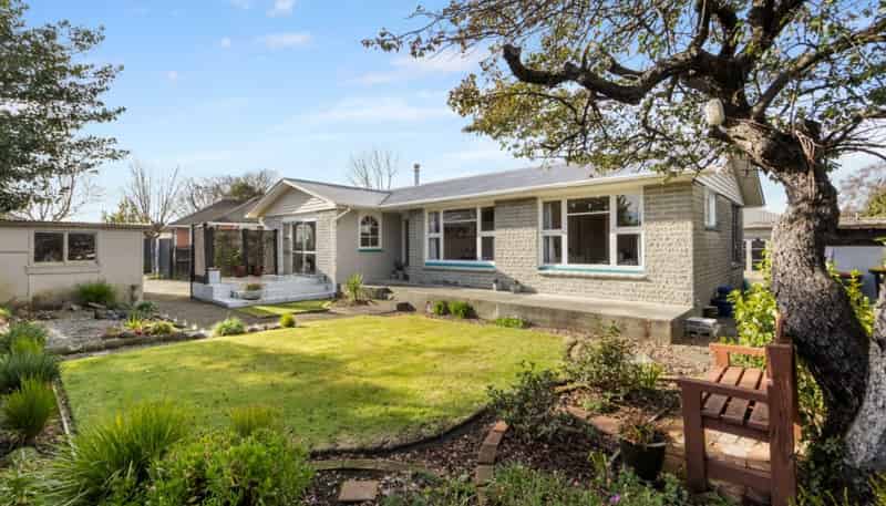 11 Yeovil Place, Saint Albans