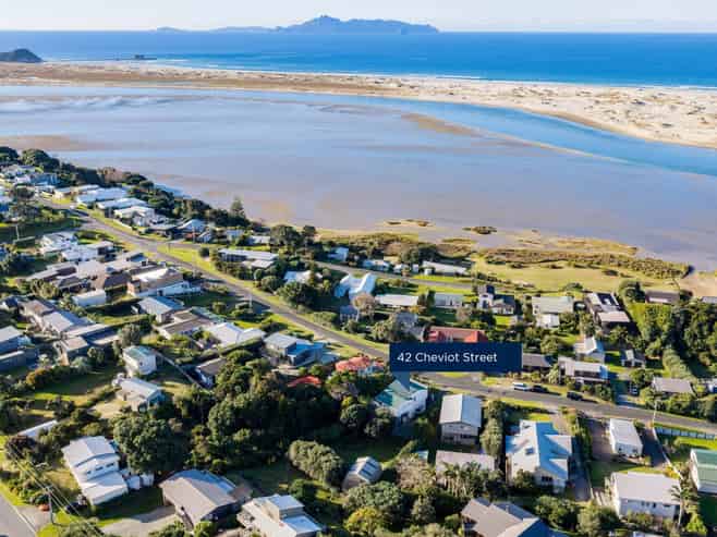 42 Cheviot Street, Mangawhai Heads