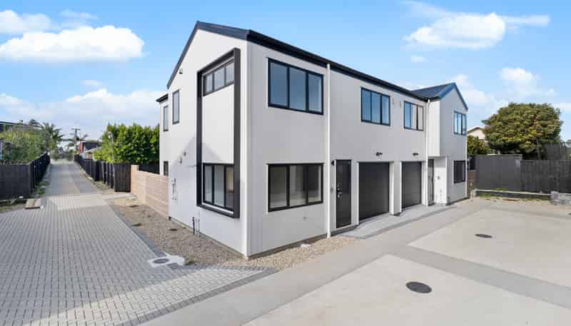 4/113 Beach Road, Te Atatu Peninsula