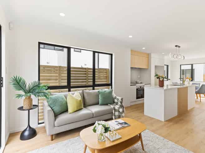 4/113 Beach Road, Te Atatu Peninsula