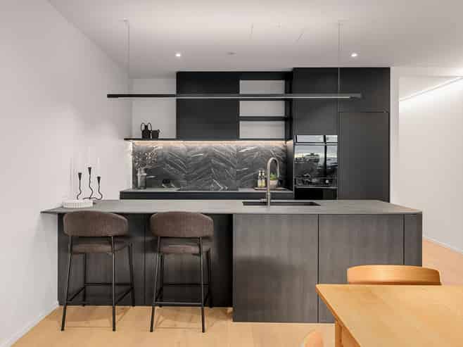 402/1 Cook Street, Hamilton East