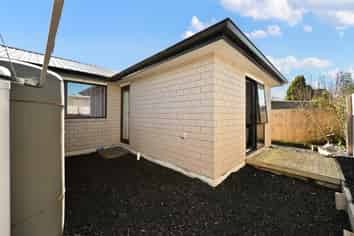 2/2 Radiata Street, Fairview Downs