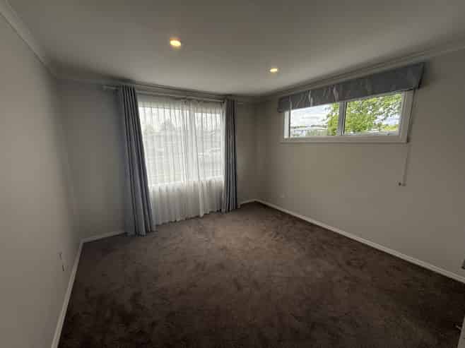 66 Diorella Drive, Clover Park