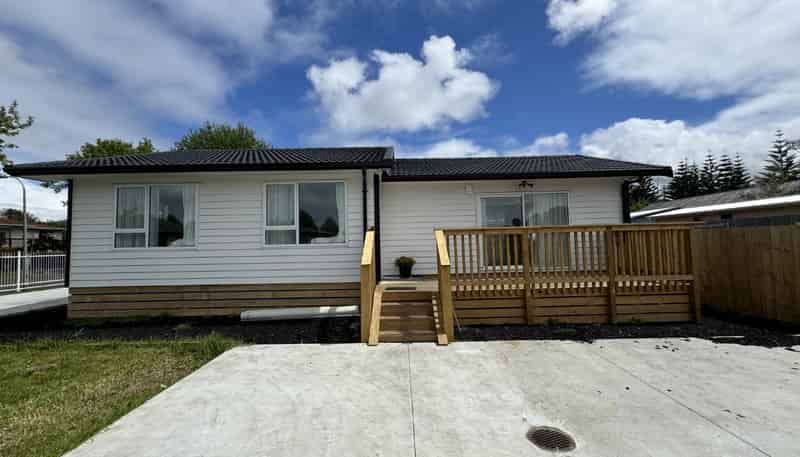 66 Diorella Drive, Clover Park