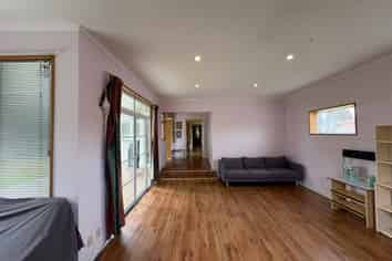 9 Gibson Drive, Hornby