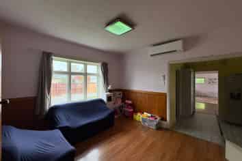 9 Gibson Drive, Hornby