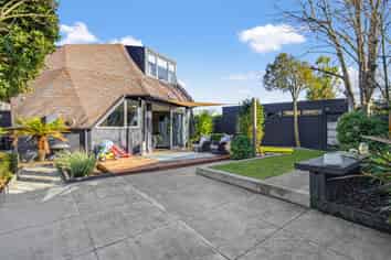 2/280 Memorial Avenue, Burnside