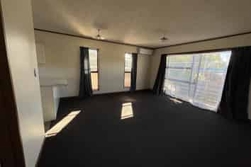 10/9 Trent Place  , Fenton Park