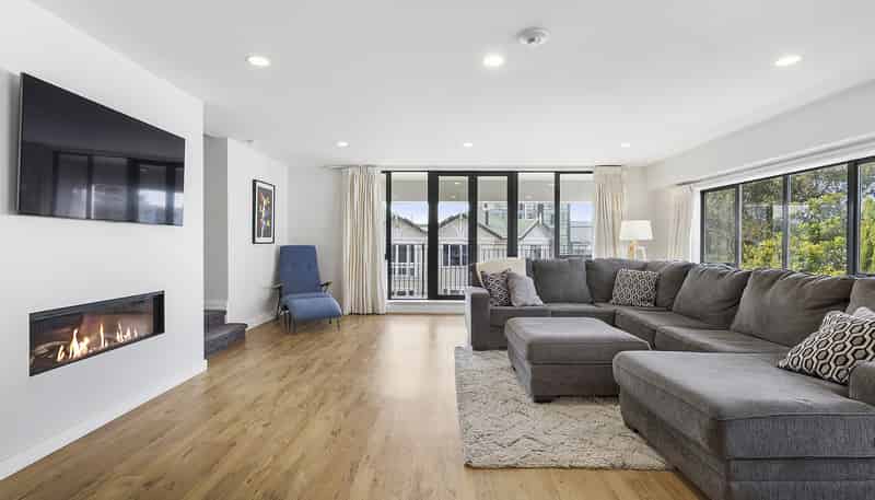 12/28 Hobson Street, Thorndon