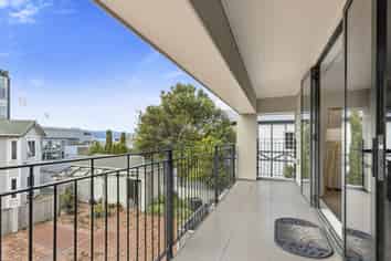12/28 Hobson Street, Thorndon