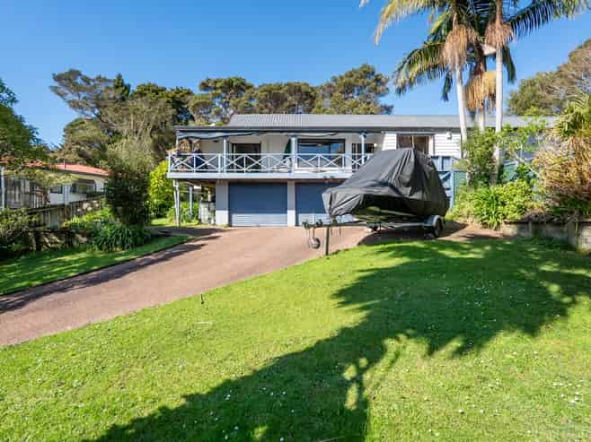 14 Emery Grove, Bayview