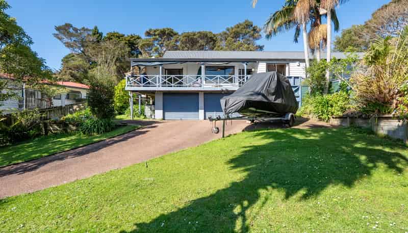 14 Emery Grove, Bayview