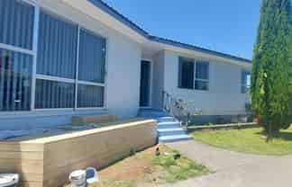 22 Sunlands Drive, Manurewa