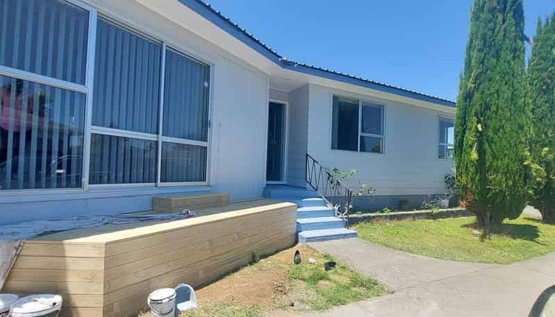 22 Sunlands Drive, Manurewa