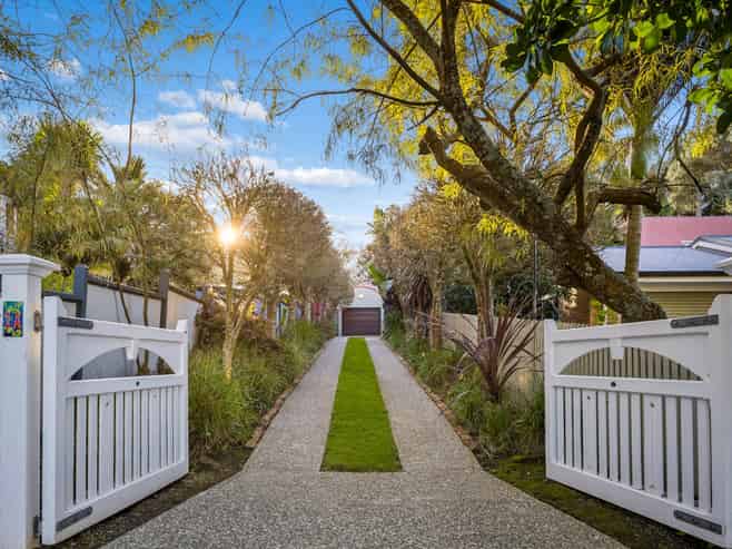 1A Summit Drive, Mount Albert