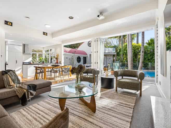 1A Summit Drive, Mount Albert