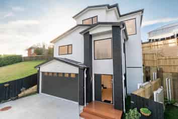 20B Kissling Place, Saint Johns