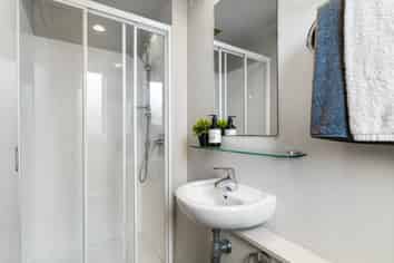 2/6 Porters Avenue, Eden Terrace