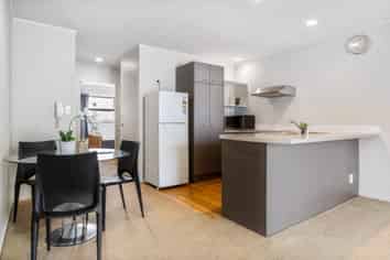 2/6 Porters Avenue, Eden Terrace