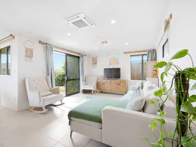 13 Haddonstone Avenue, Rototuna North