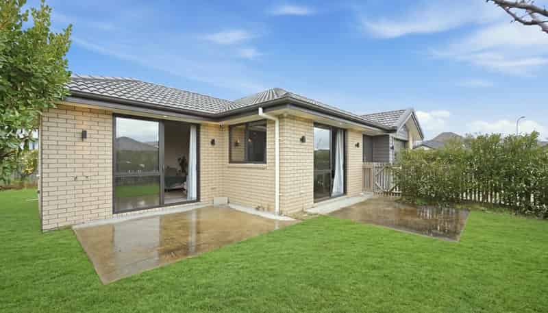 13 Haddonstone Avenue, Rototuna North