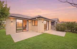 13 Haddonstone Avenue, Rototuna North