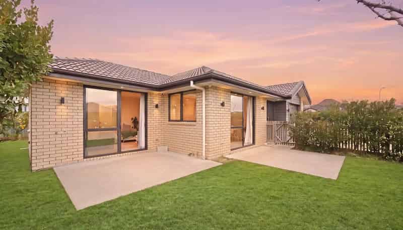 13 Haddonstone Avenue, Rototuna North