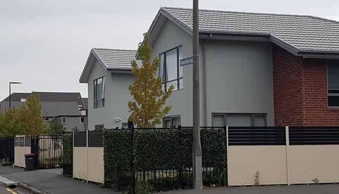 2B Gracefield Avenue, Christchurch Central