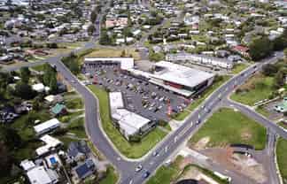 Prime retail in Whangaparāoa