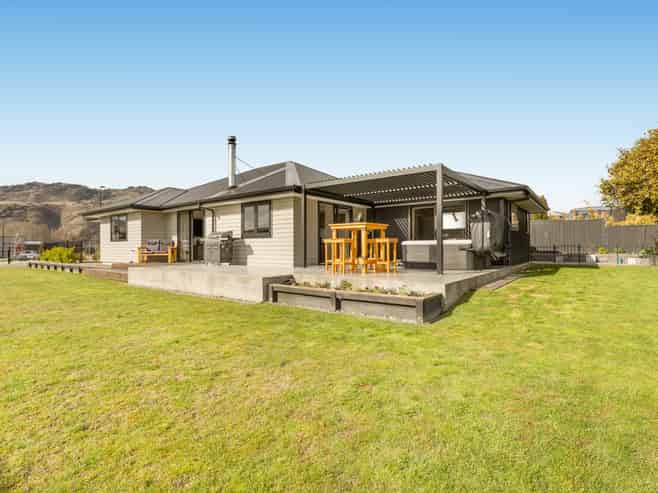 69 Wallis Drive, Cromwell